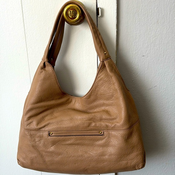 Michael Kors Beige Leather Hobo Bag Purse - Good condition - Picture 3 of 10